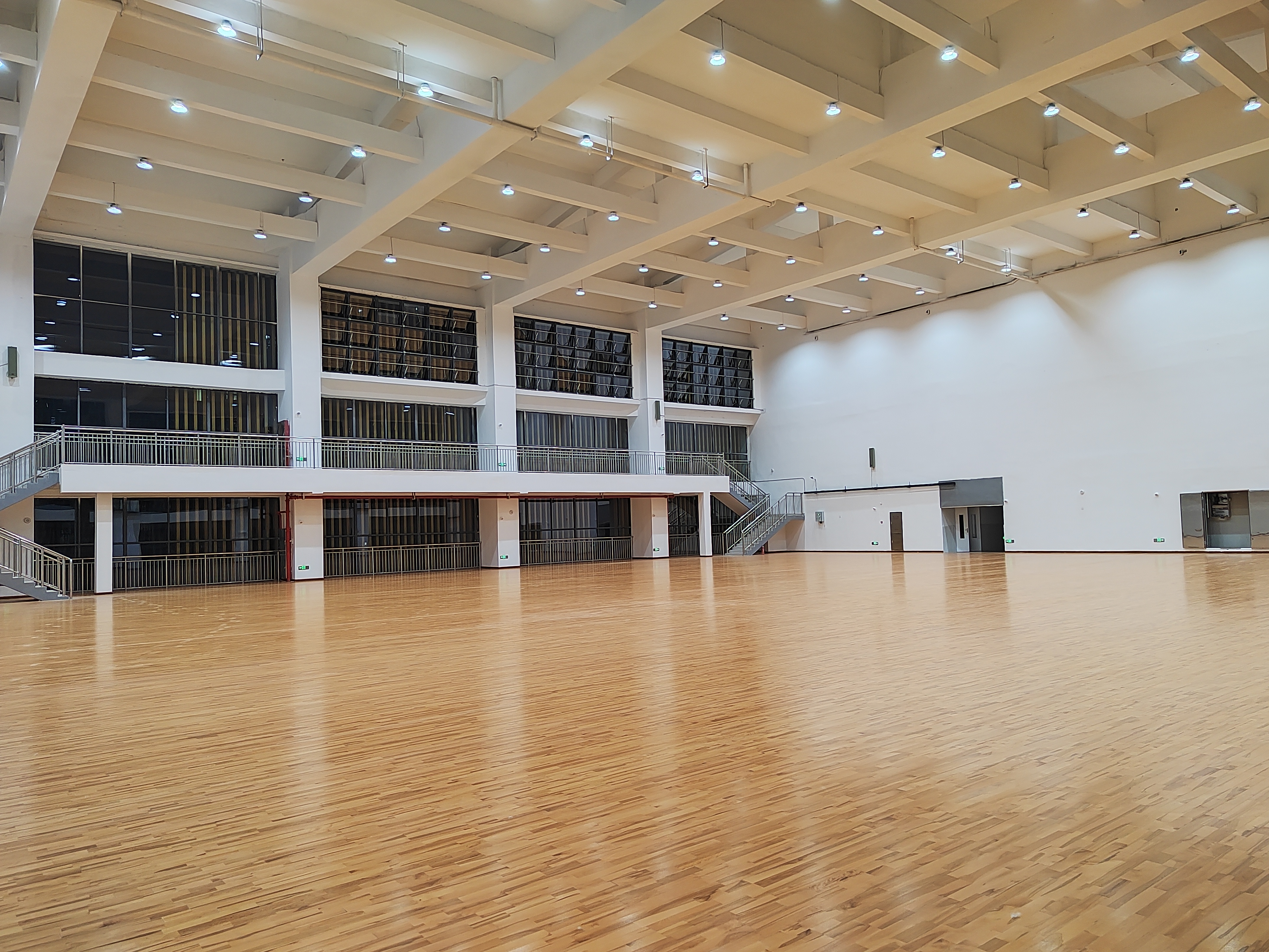 凌州路小学通过竣工初验2.jpg